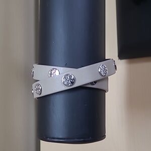 Tory Burch Double Wrap Silver Logo Unisex Stud Bracelet French Gray Soft Leather
